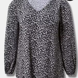 Torrid Studio Knit V-Neck Puff Long Sleeve Top PLUS SIZE